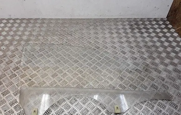 Hyundai i20 (PB PBT) Front door window glass four-door e1743r00097