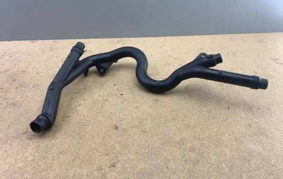 BMW 5 E60 E61 Engine coolant pipe/hose 7806706 11537806706 11537802627