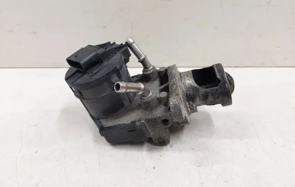 BMW X3 F25 EGR valve 7810871