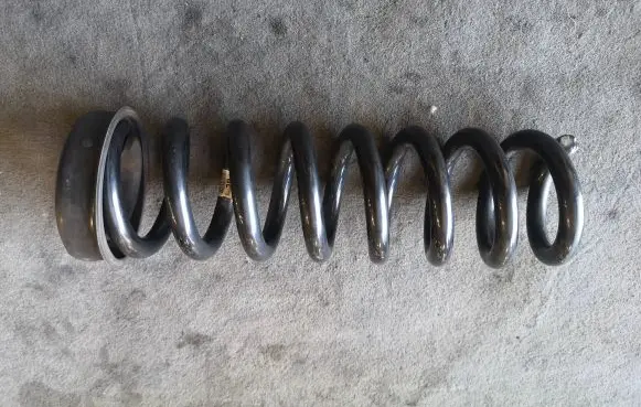 BMW 3 F30 F35 F31 Rear coil spring 6764419
