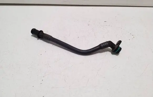 Volkswagen Touareg III Engine coolant pipe/hose 059121512AM