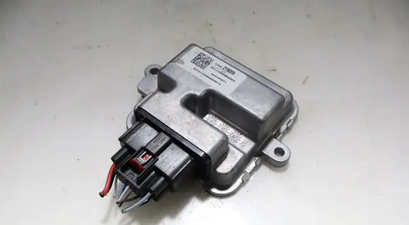 Opel Astra K Fuel injection pump control unit/module 5452349971