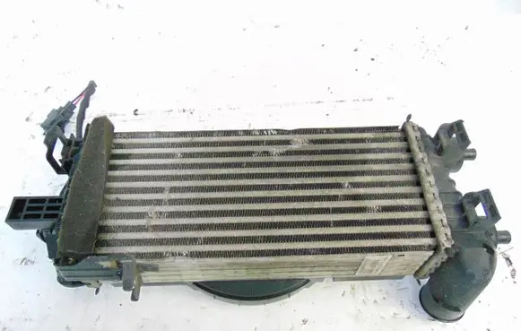 Ford Focus Intercooler radiator BV61-8C607-SB