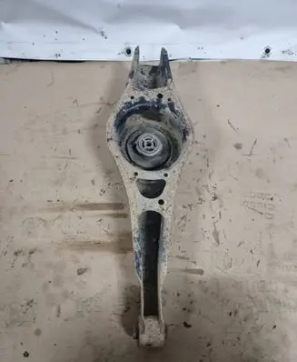 Volkswagen PASSAT B6 Rear upper control arm/wishbone
