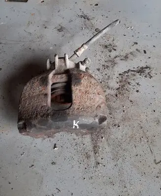 Volvo S60 Front brake caliper