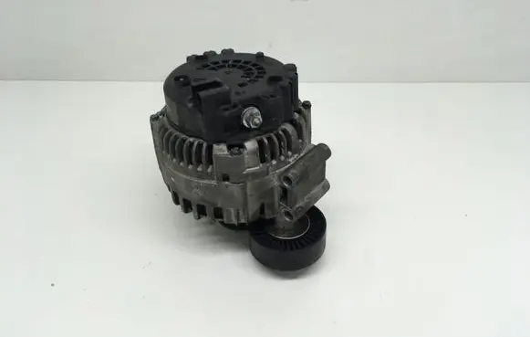 BMW 3 E90 E91 Generator/alternator 0986048820