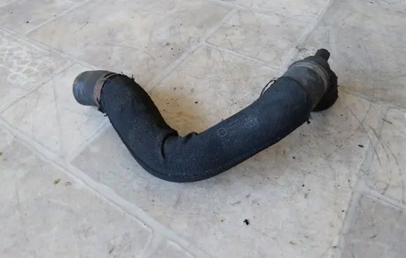 Audi A6 S6 C6 4F Engine coolant pipe/hose