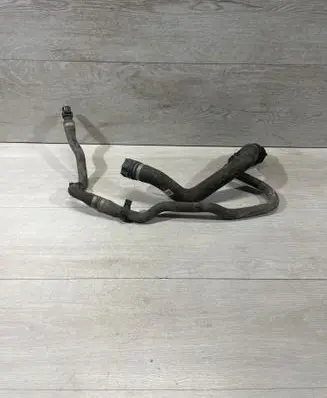 BMW 4 F32 F33 Engine coolant pipe/hose 8662836 8662837