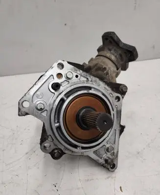 Nissan X-Trail T30 Gearbox transfer box case 067022