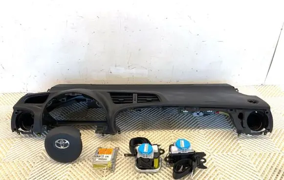 Toyota Yaris Dashboard 
