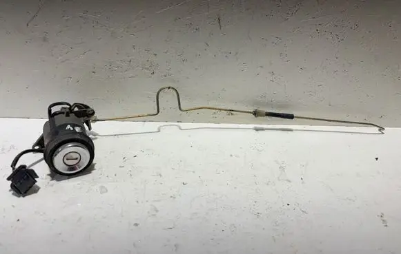 Audi 80 90 S2 B4 Tailgate exterior lock 4A5862055