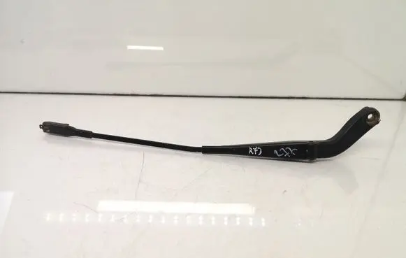 Mercedes-Benz B W245 Front wiper blade arm A2118200240