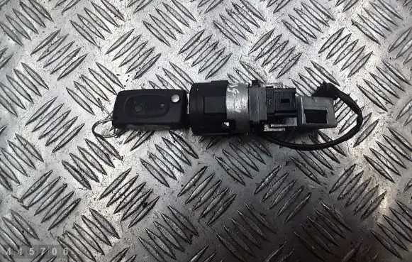 Peugeot 5008 Ignition lock 36410600