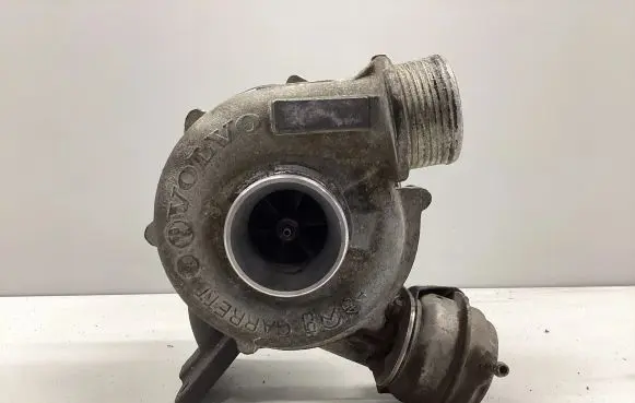 Volvo V70 Turbo 7231674 GT2052V 8689592