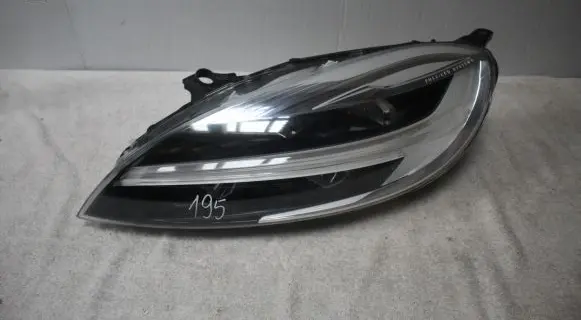Volvo V40 Headlight/headlamp 31420443