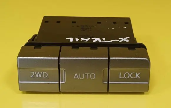 Nissan X-Trail T30 Other switches/knobs/shifts