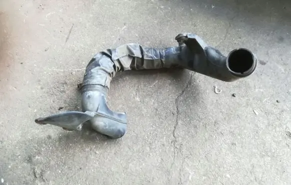 Hyundai Getz Air intake duct part 282101C051