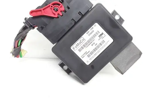Volvo S60 Hand brake control module 6G912598CD 31334228