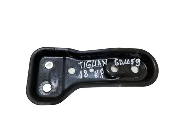 Volkswagen Tiguan Other front suspension part 5Q0199517E