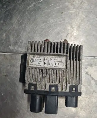 Volkswagen Transporter - Caravelle T5 Fan control module 3B0919506 898999000