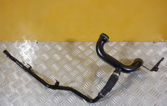 Volkswagen Touareg II Engine coolant pipe/hose 059121071BF