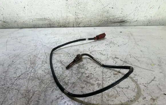 Audi A4 S4 B8 8K Exhaust gas temperature sensor 03L906088AJ
