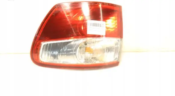 Toyota Avensis T250 Rear/tail lights 44-57