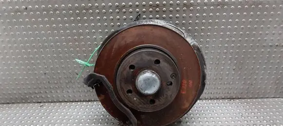 Mercedes-Benz E W212 Front wheel hub spindle knuckle 21224