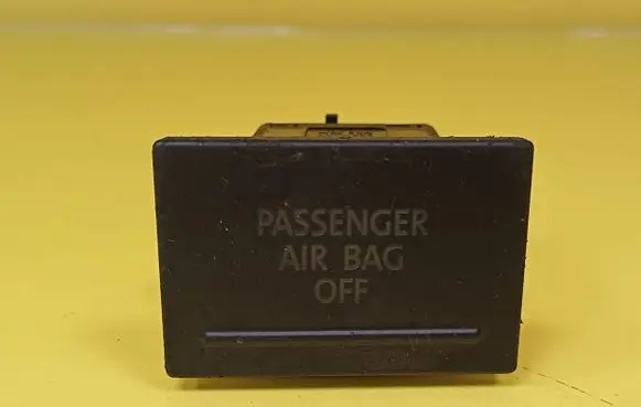 Volkswagen Touareg I Passenger airbag on/off switch 7L6919235A