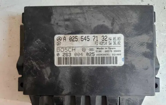 Mercedes-Benz E W211 Parking PDC control unit/module A0255457132 0263004025 1039E00351