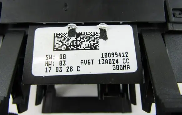 Ford Kuga II Light switch 10099412