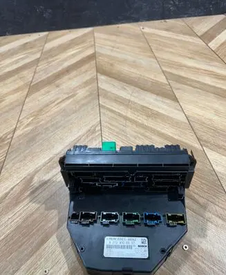 Mercedes-Benz E W212 Fuse module A2129008307 A2129024403