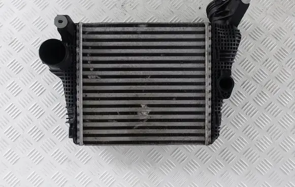 Porsche Macan (95B) Intercooler radiator 95B145804B