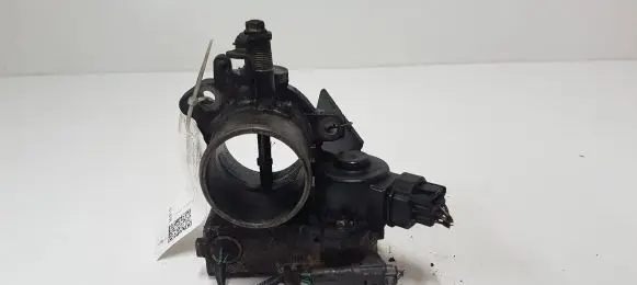 Toyota Avensis T250 Throttle valve 8967221020