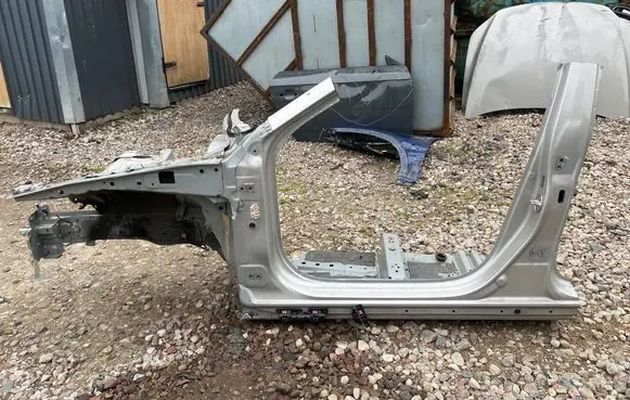 Mazda 3 Front quarter panel 