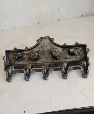 Volvo XC90 Rocker cam cover 08692397
