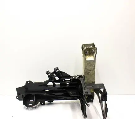 BMW 5 GT F07 Headlight/headlamp mounting bracket 7200777