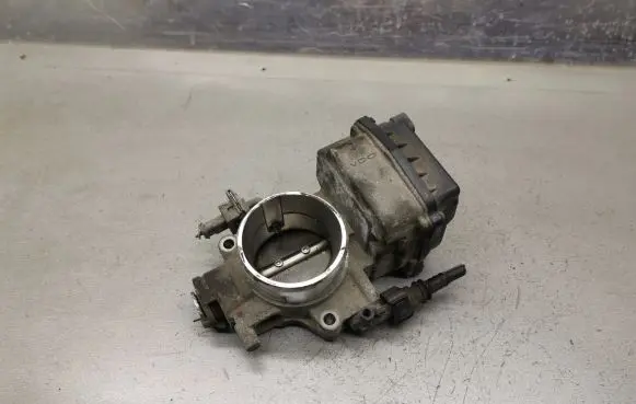 Peugeot 307 Throttle valve 9652682880