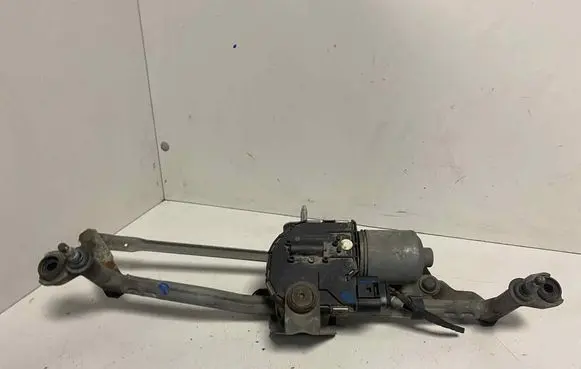 Front wiper linkage and motor