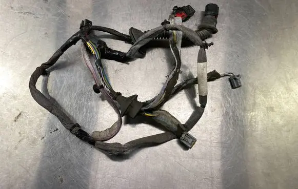 Volvo V70 Rear door wiring loom 9494931 9494577 9494577004