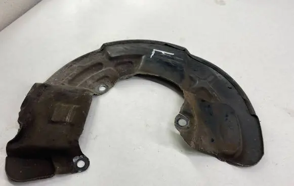 Volvo V70 Front brake disc dust cover plate 