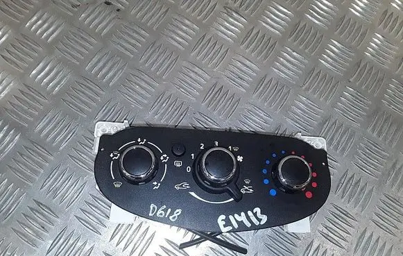 Dacia Duster Climate control unit 5hb011873