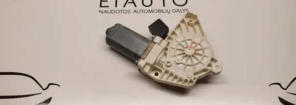 Mercedes-Benz E C207 W207 Front door window regulator motor A2078200442