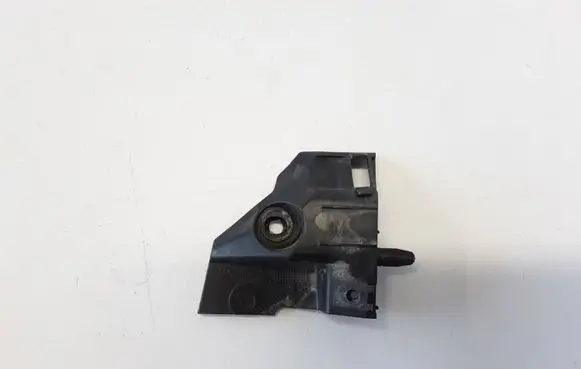 Volvo C70 Front bumper mounting bracket 31214875