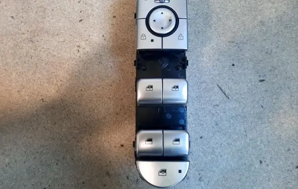 Hyundai Ioniq 5 Electric window control switch 93571GI870