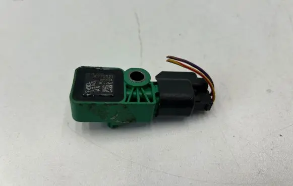 Volvo S80 Airbag deployment crash/impact sensor 30775521