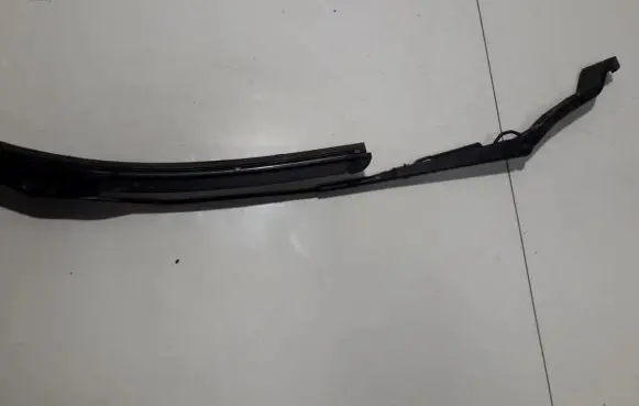Honda Civic Front wiper blade arm