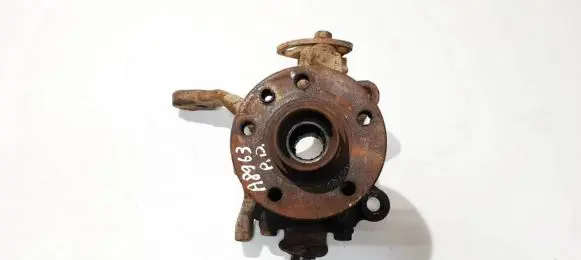 Volkswagen Transporter - Caravelle T4 Front wheel hub