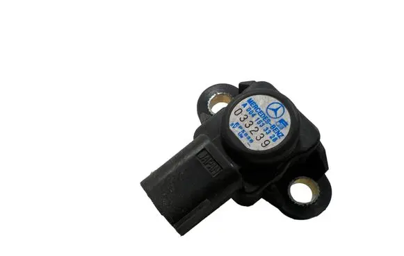 Mercedes-Benz E W211 Air pressure sensor A0041533328 033239