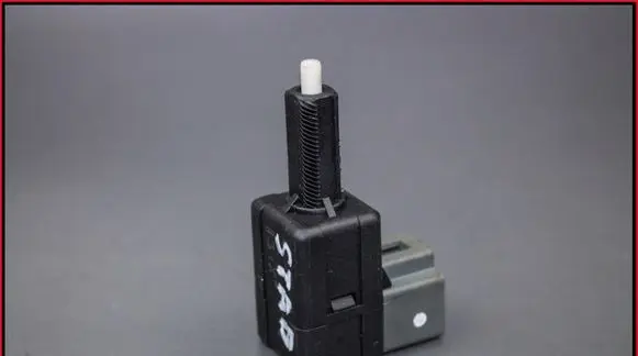 KIA Ceed Brake pedal sensor switch